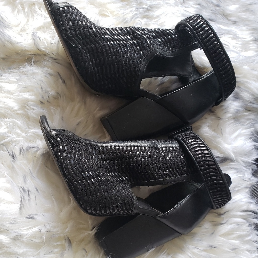 Schutz ankle boots